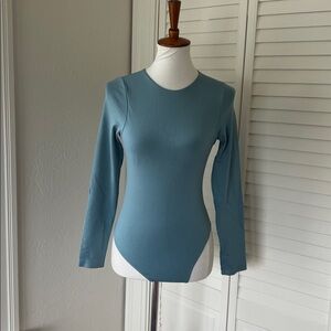 Long sleeved bodysuit *NWT*